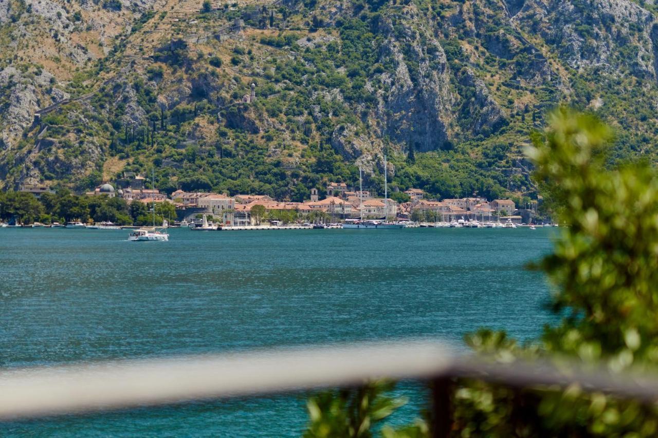 Apartment Aura With Sea View Kotor Zewnętrze zdjęcie