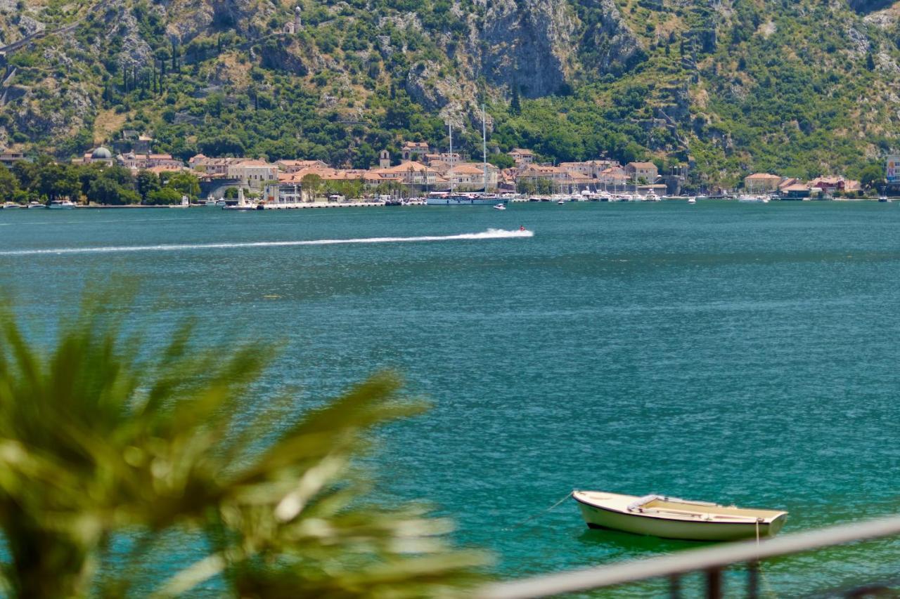 Apartment Aura With Sea View Kotor Zewnętrze zdjęcie