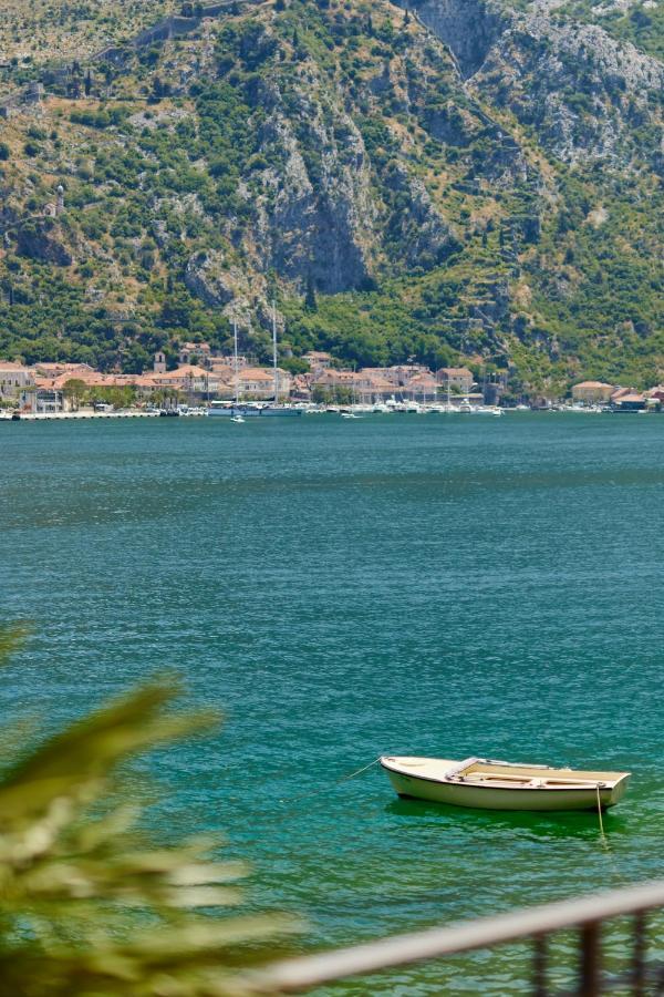 Apartment Aura With Sea View Kotor Zewnętrze zdjęcie